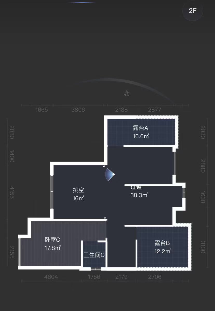 逸都花园 5室2厅2卫 68.0万 逸都花园 5室2厅2卫 68.0万客厅