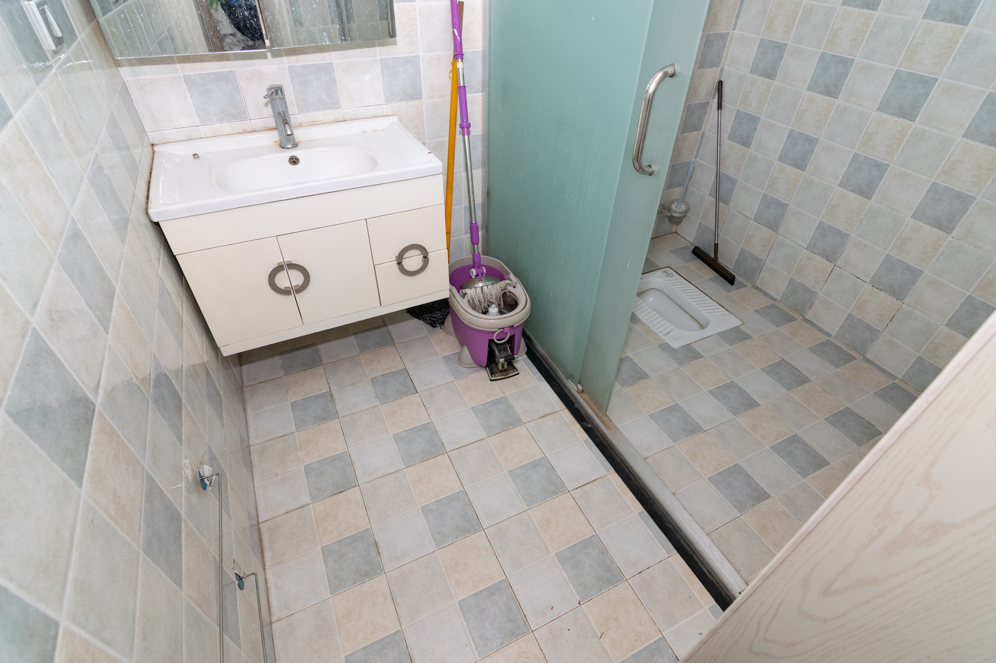 勤诚达新界 2室2厅1卫 68.0万 勤诚达新界 2室2厅1卫 68.0万卫生间