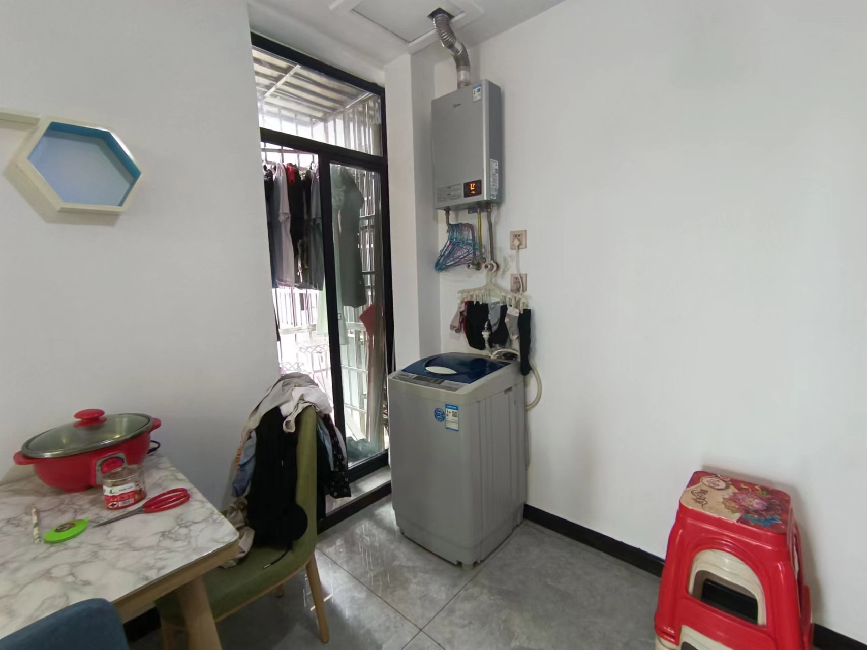 圣华名城建设北路110号 2室2厅1卫 45.0万 圣华名城建设北路110号 2室2厅1卫 45.0万客厅