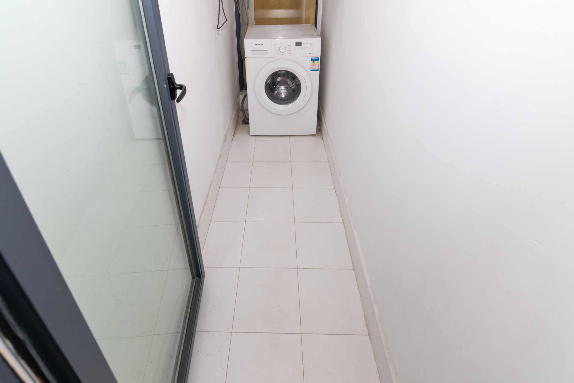 勤诚达新界 2室2厅1卫 68.0万 勤诚达新界 2室2厅1卫 68.0万阳台