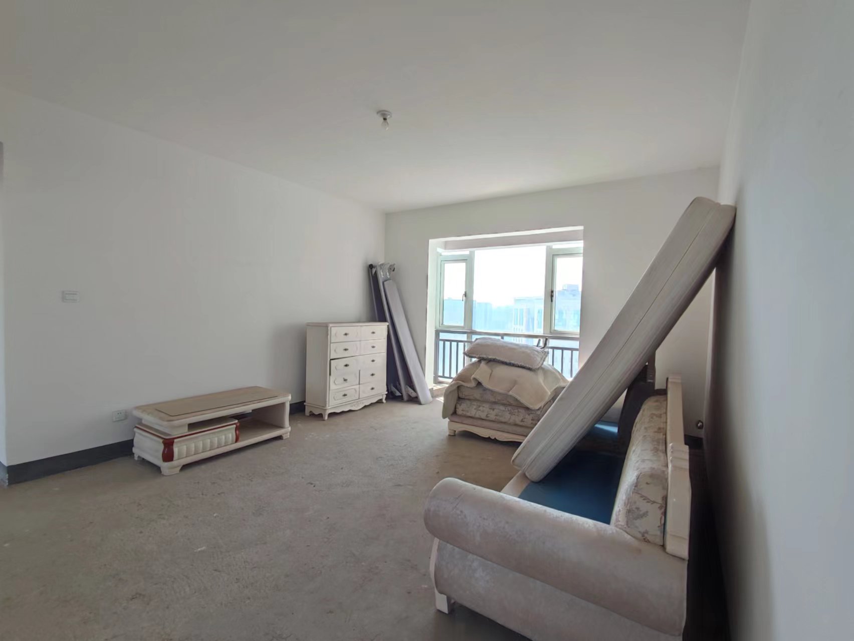 庐山一号  3室2厅1卫    79.0万 庐山一号  3室2厅1卫    79.0万