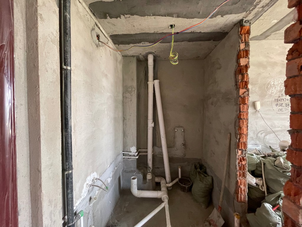 香格里拉  2室1厅1卫    30.8万 香格里拉  2室1厅1卫    30.8万客厅