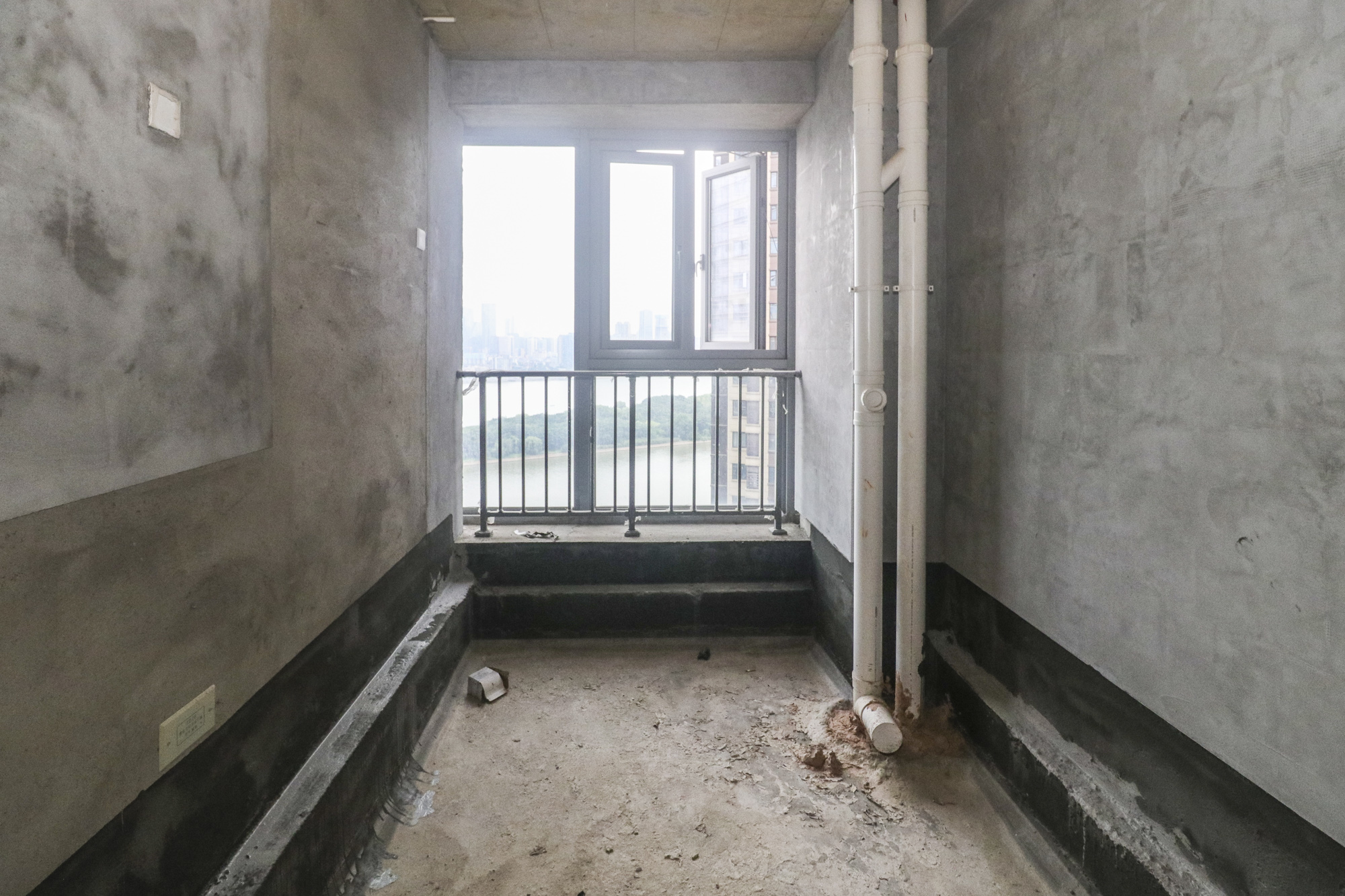 保利天禧C区 4室2厅3卫 518.0万 保利天禧C区 4室2厅3卫 518.0万客厅