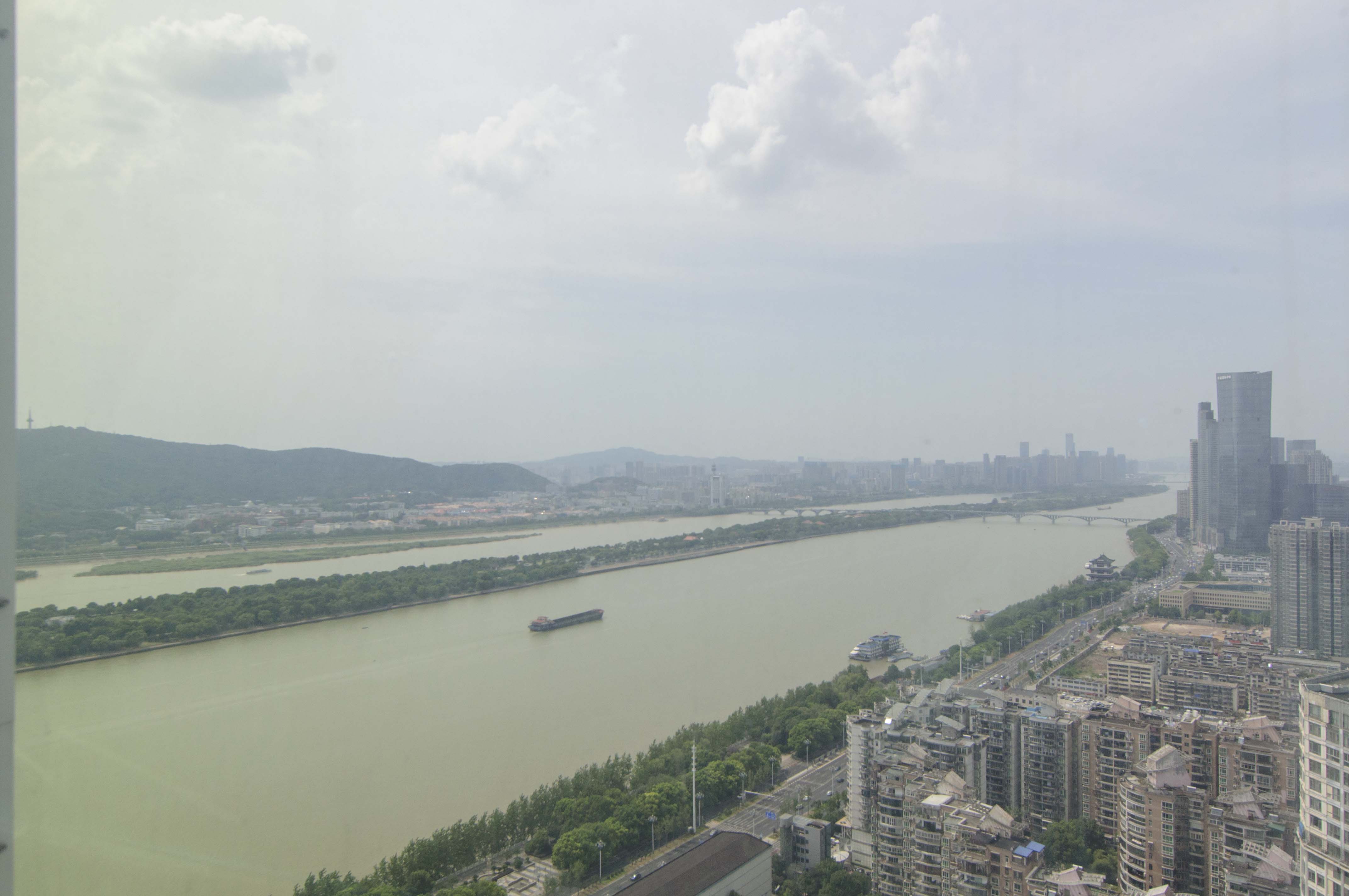 汇景发展环球中心  1室1厅1卫   188.00万其他