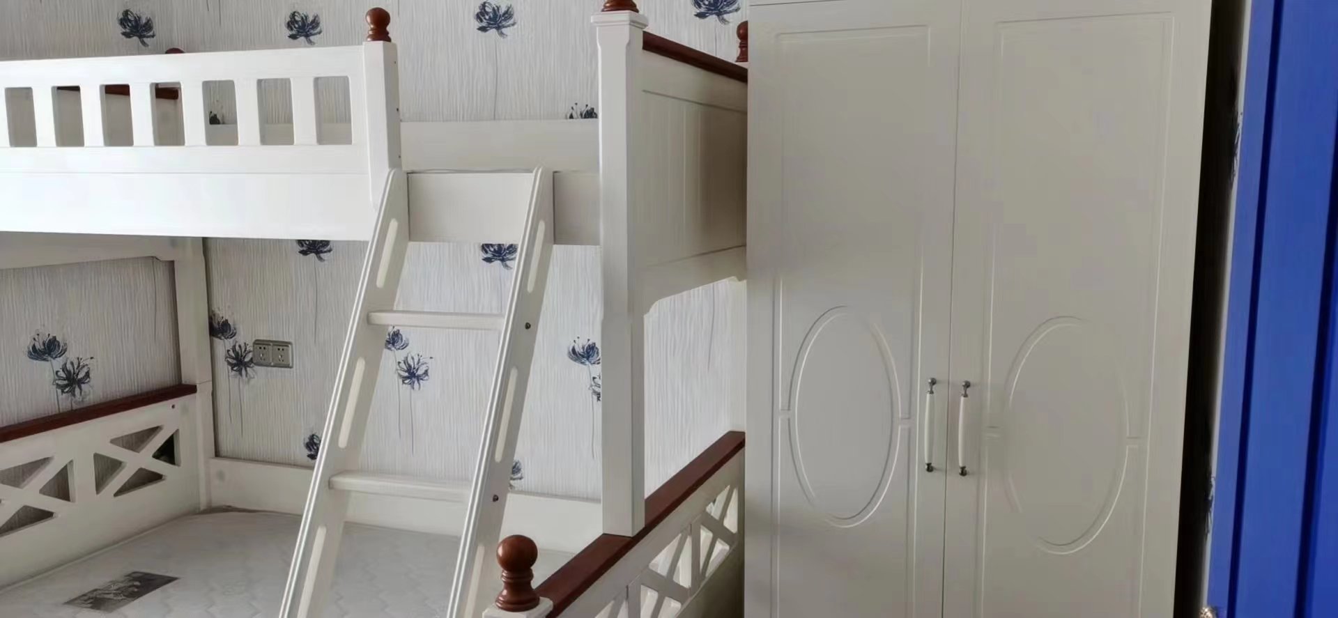 中建御山和苑 3室2厅1卫 82.8万 中建御山和苑 3室2厅1卫 82.8万客厅