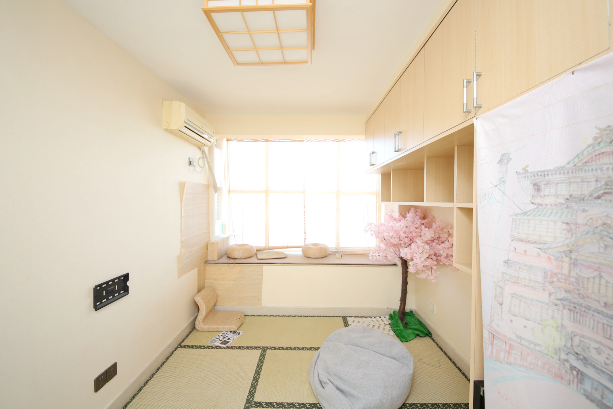 曼哈顿新贵  3室1厅1卫    140.0万卧室