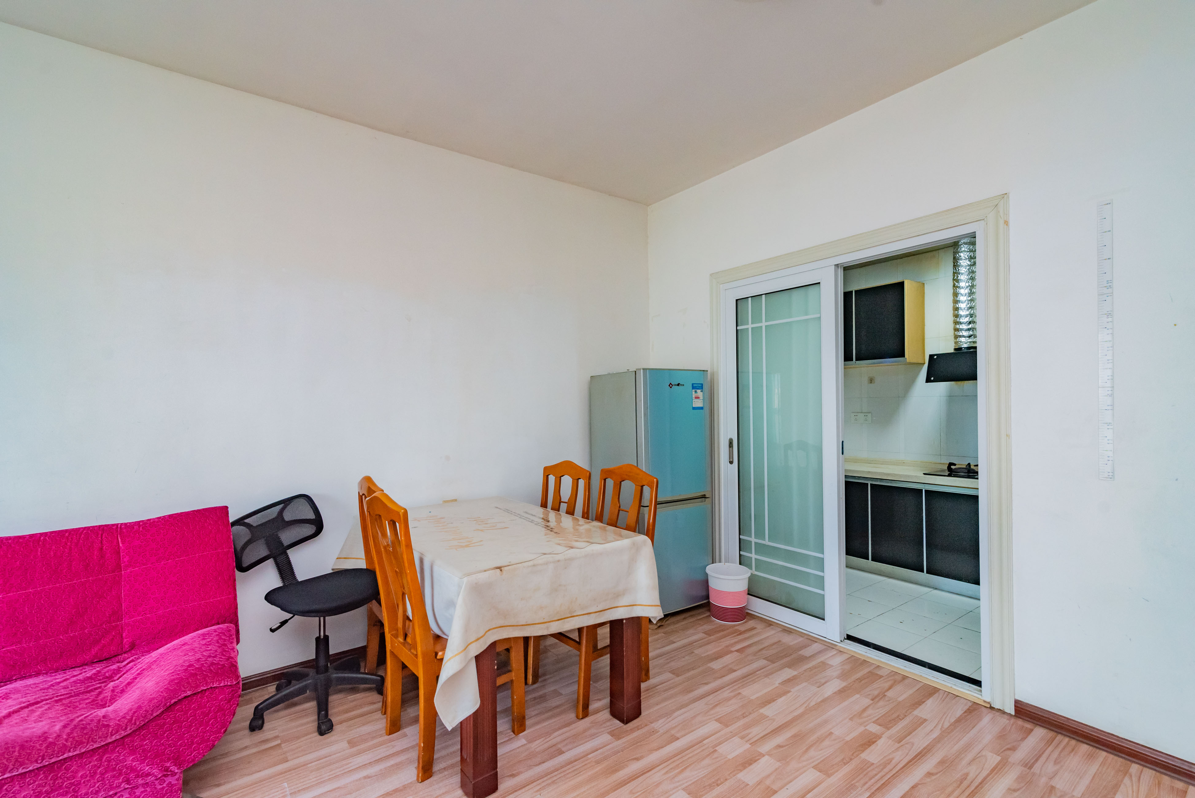 天健芙蓉盛世一期  2室1厅1卫    89.8万 天健芙蓉盛世一期  2室1厅1卫    89.8万客厅