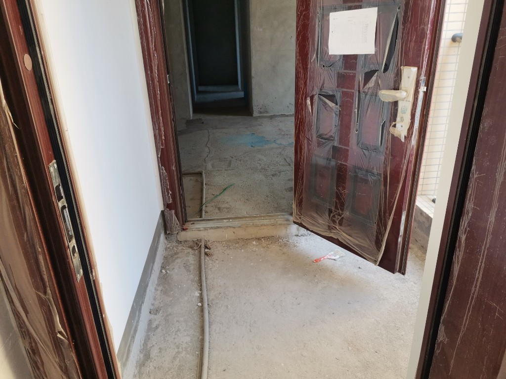 湖湘文化城(锦绣香江) 3室2厅2卫 59.8万 湖湘文化城(锦绣香江) 3室2厅2卫 59.8万客厅