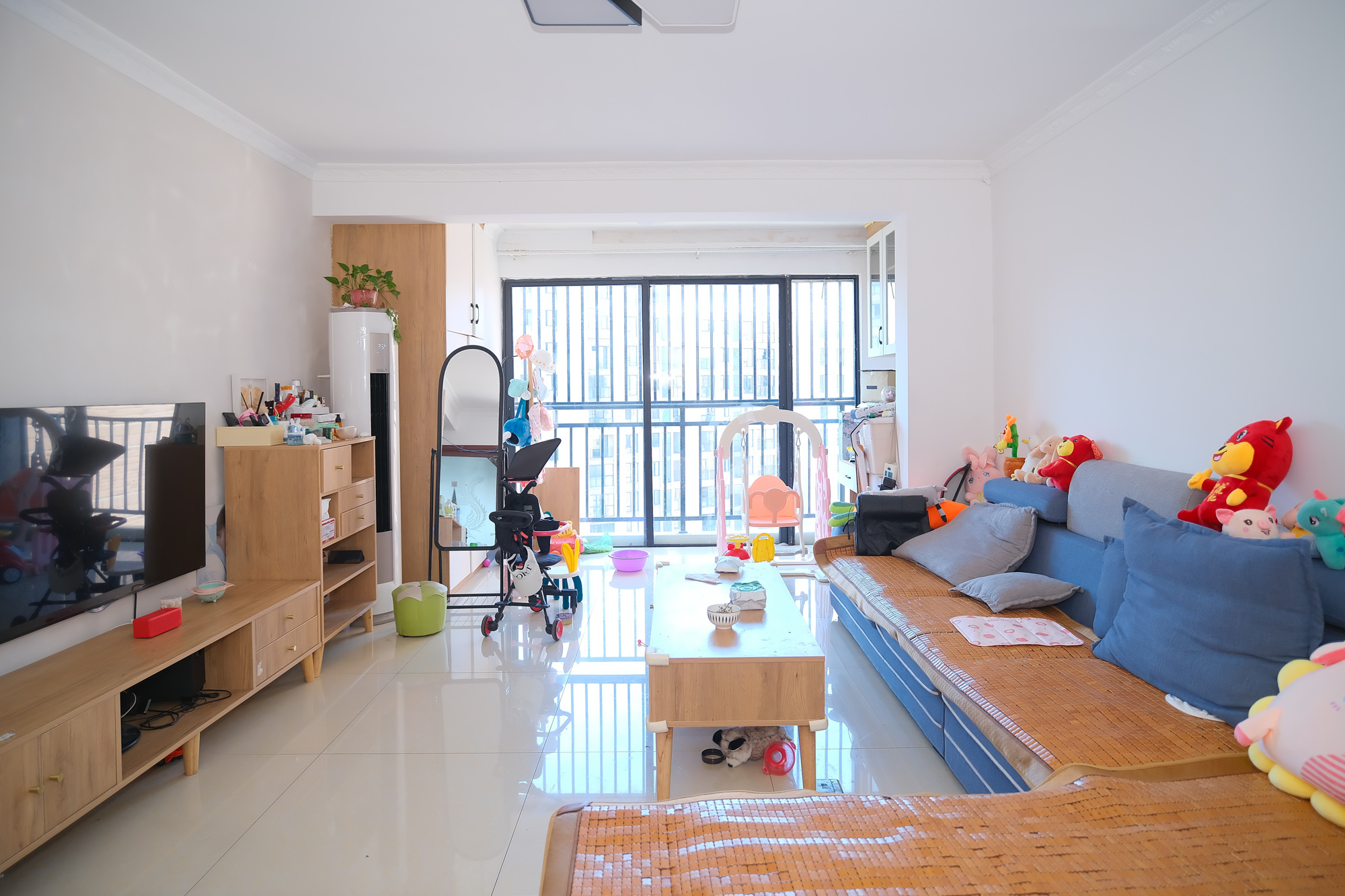 三一街區(qū)  3室2廳1衛(wèi)    101.6萬室內(nèi)圖1