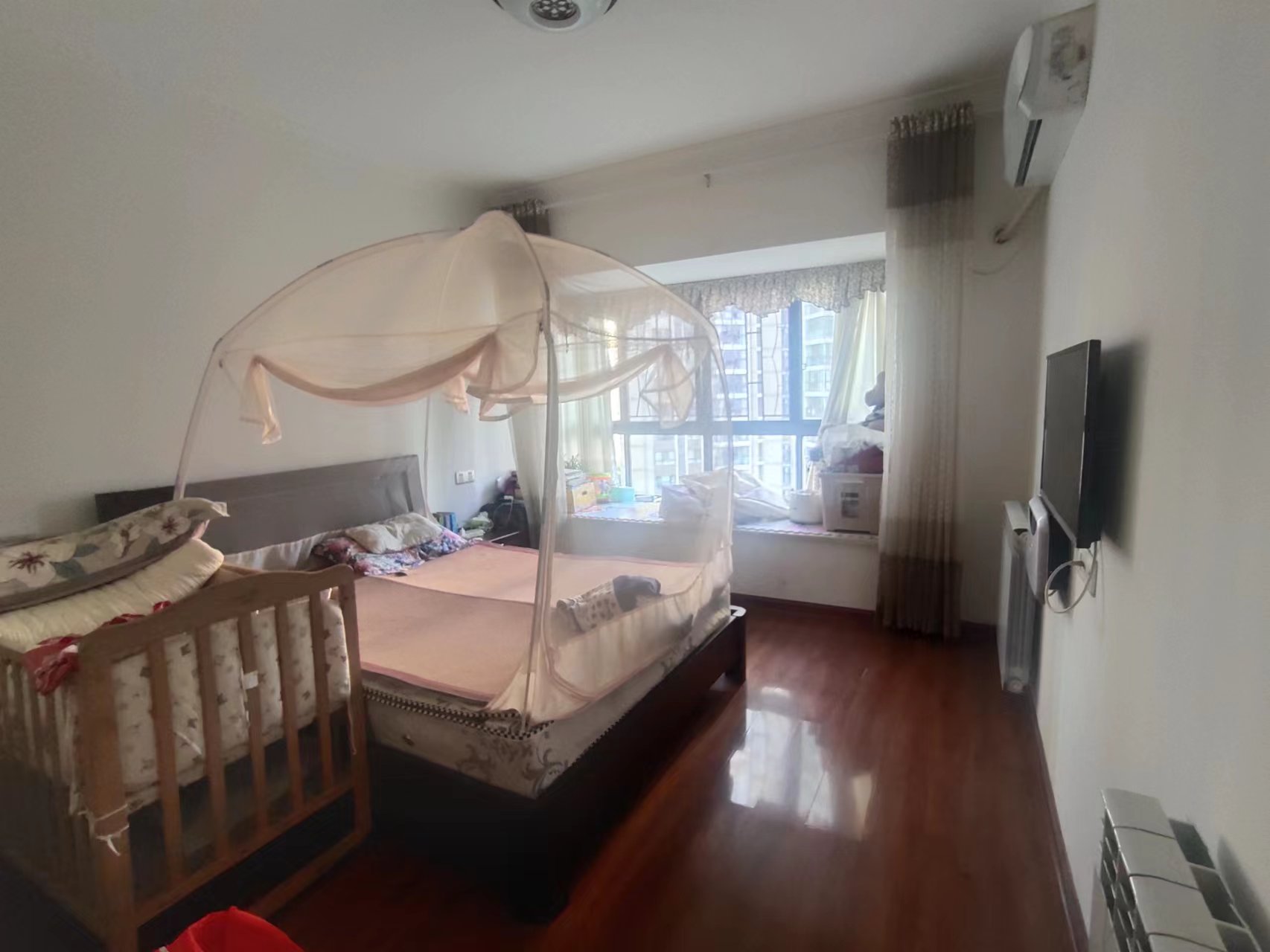 美的城三期 0室0厅0卫 86.0万 美的城三期 0室0厅0卫 86.0万客厅