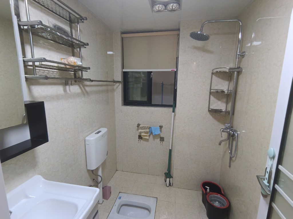 爱丁堡 3室2厅1卫 58.80万 爱丁堡 3室2厅1卫 58.80万客厅