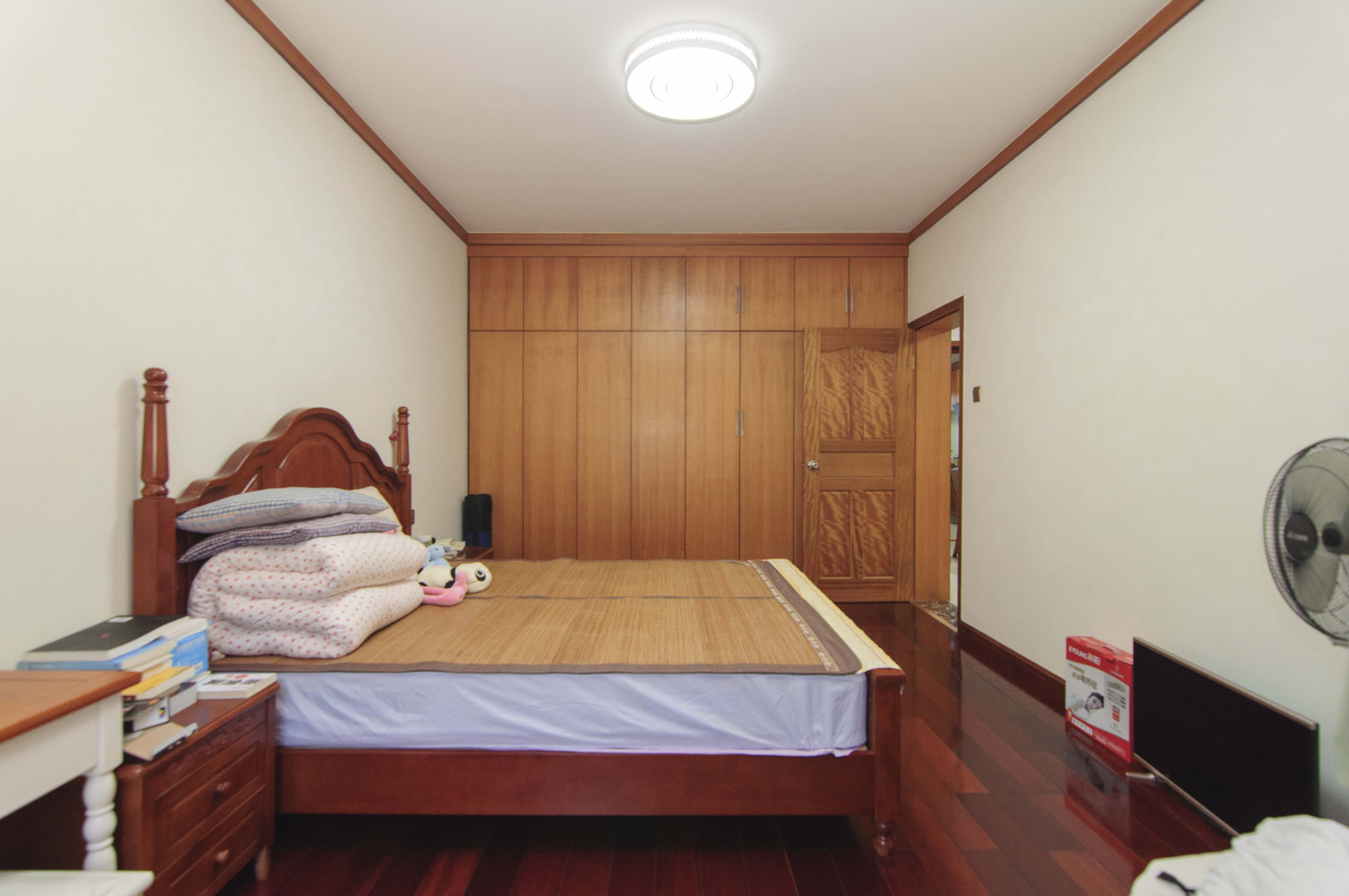 翡翠林居  2室2厅1卫   82.00万卧室