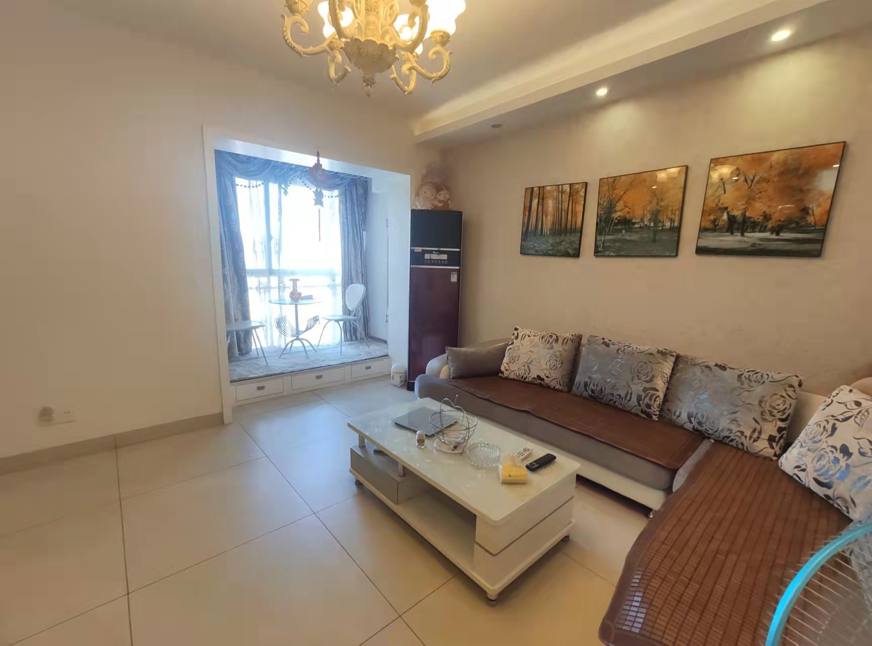 金色荷塘 2室2厅1卫 65.0万 金色荷塘 2室2厅1卫 65.0万客厅