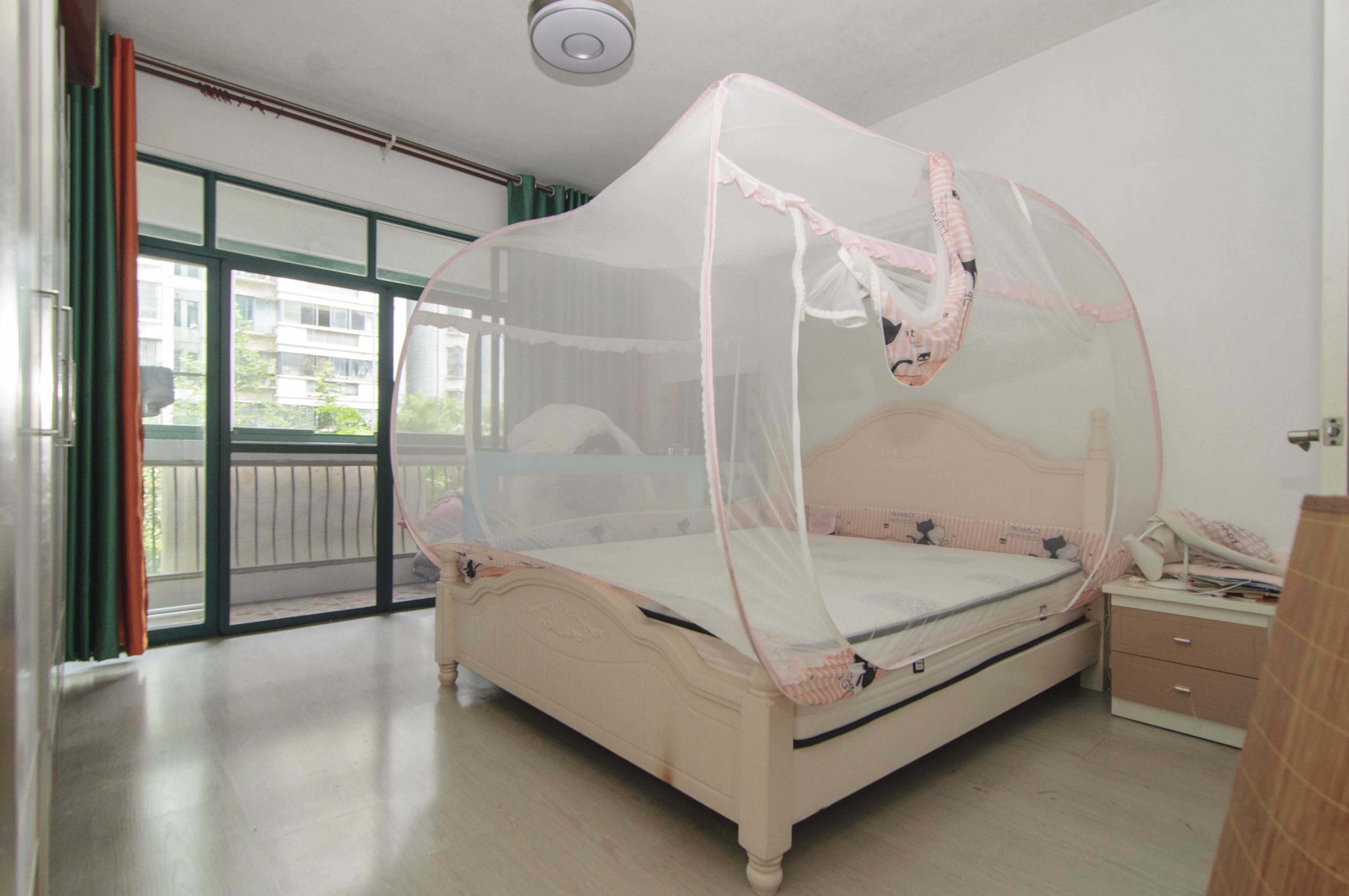 华盛家园  3室2厅1卫    104.99万卧室