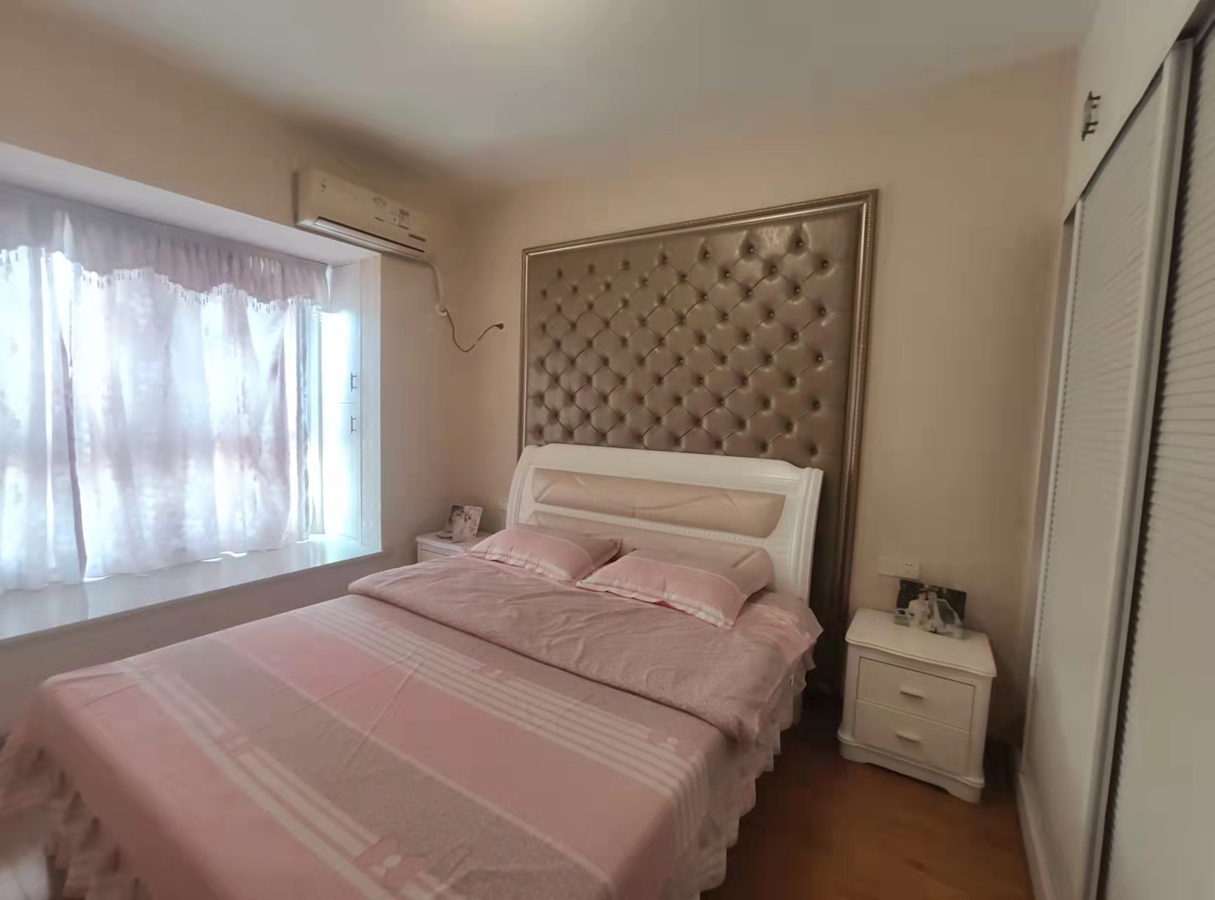 金色荷塘 2室2厅1卫 65.0万 金色荷塘 2室2厅1卫 65.0万客厅