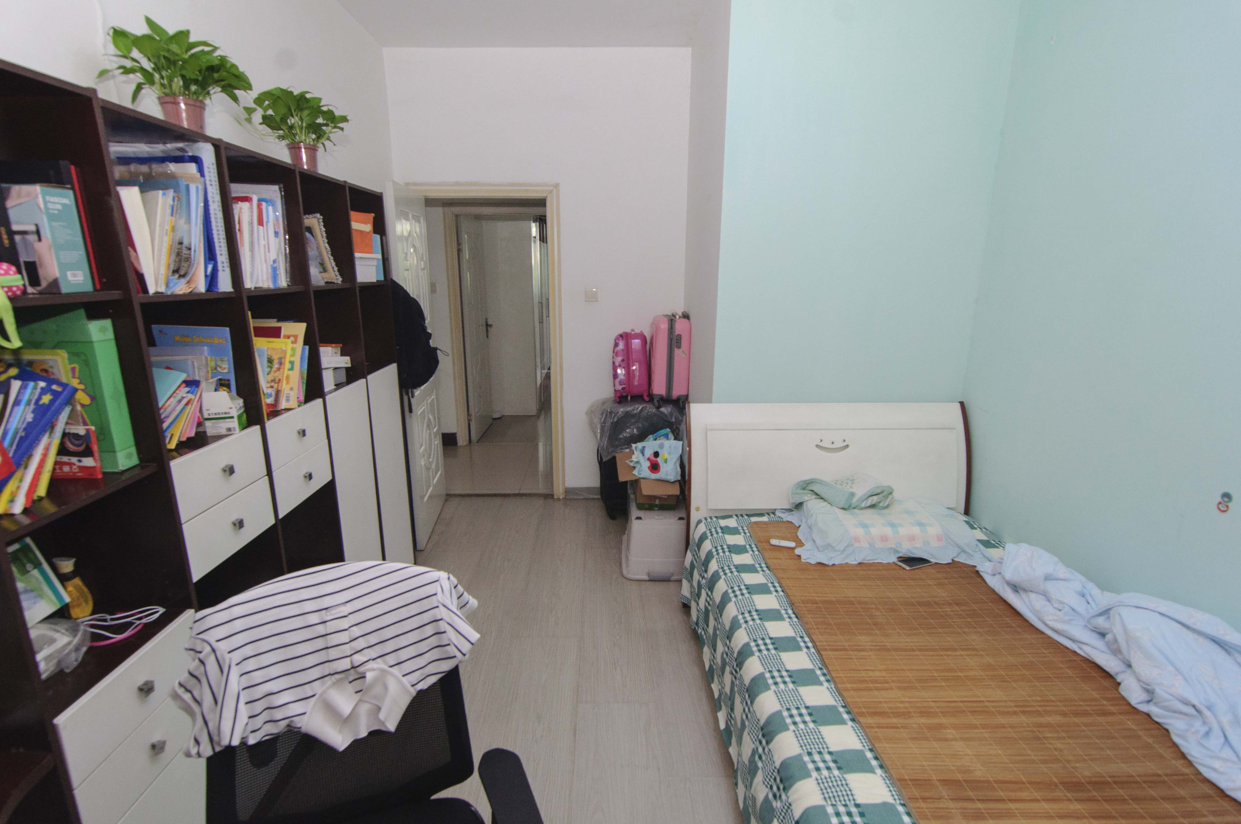 华盛家园  3室2厅1卫    104.99万卧室