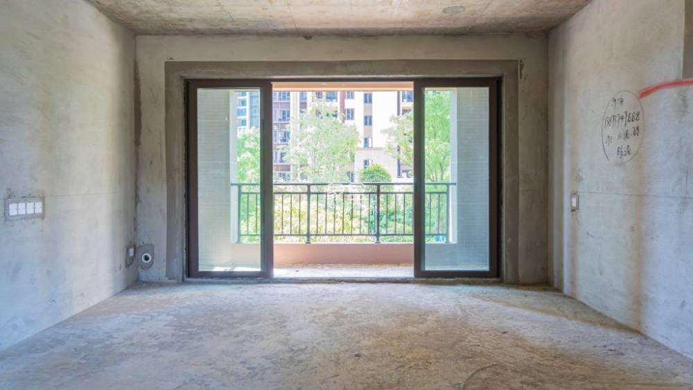 碧桂园锦岸  4室2厅2卫    86.8万