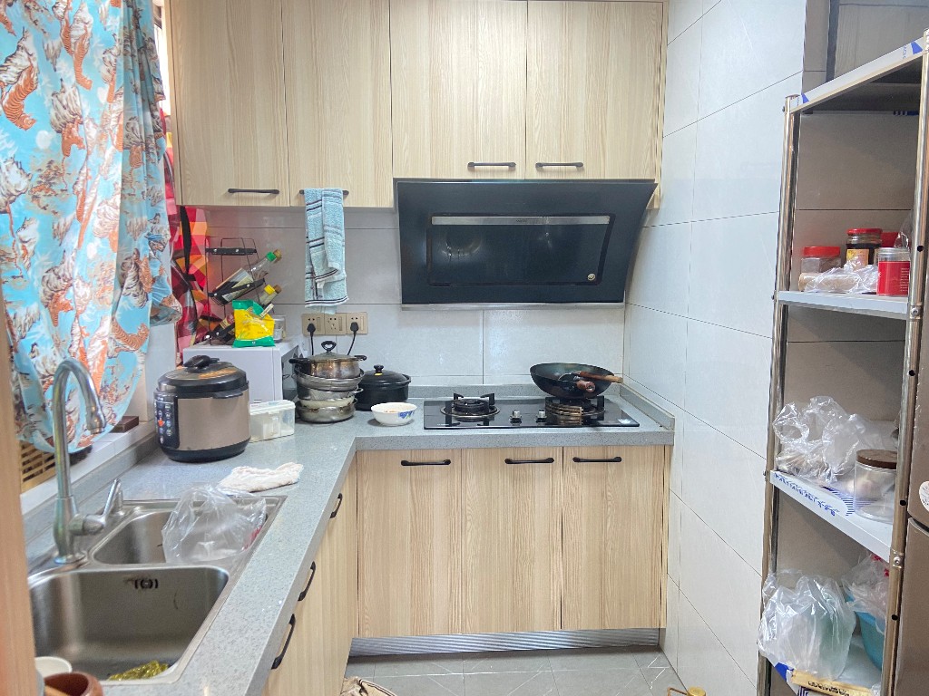 滨江花园  2室2厅1卫    59.8万客厅