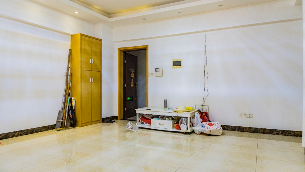 滨江财富中心  2室2厅1卫    38.0万户型图