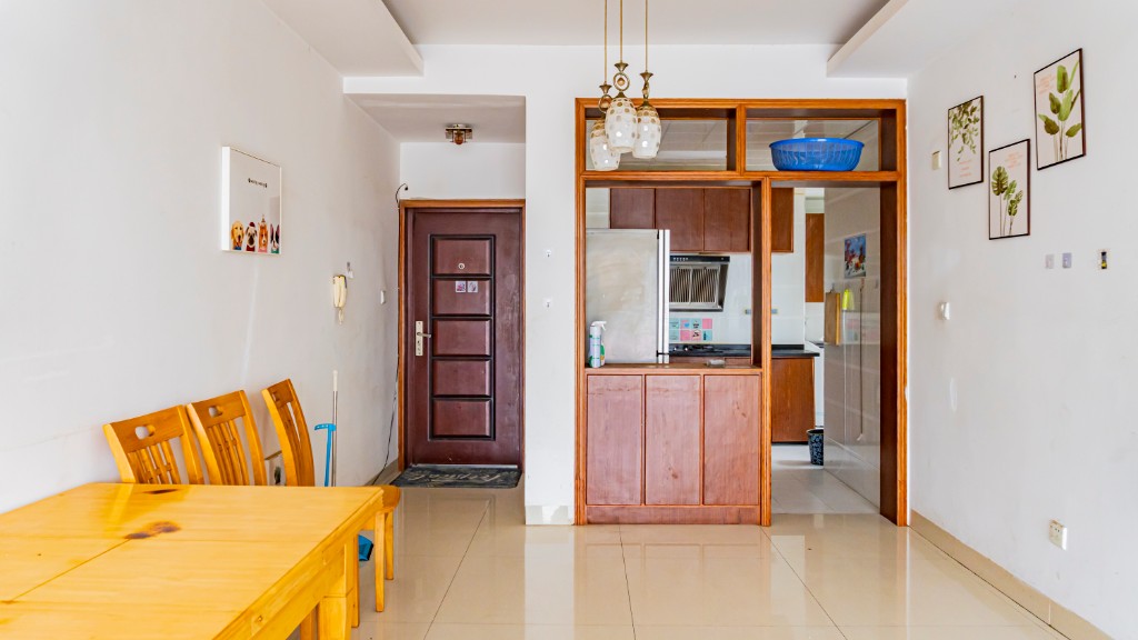 龙洲汇龙苑  2室2厅1卫    50.8万客厅