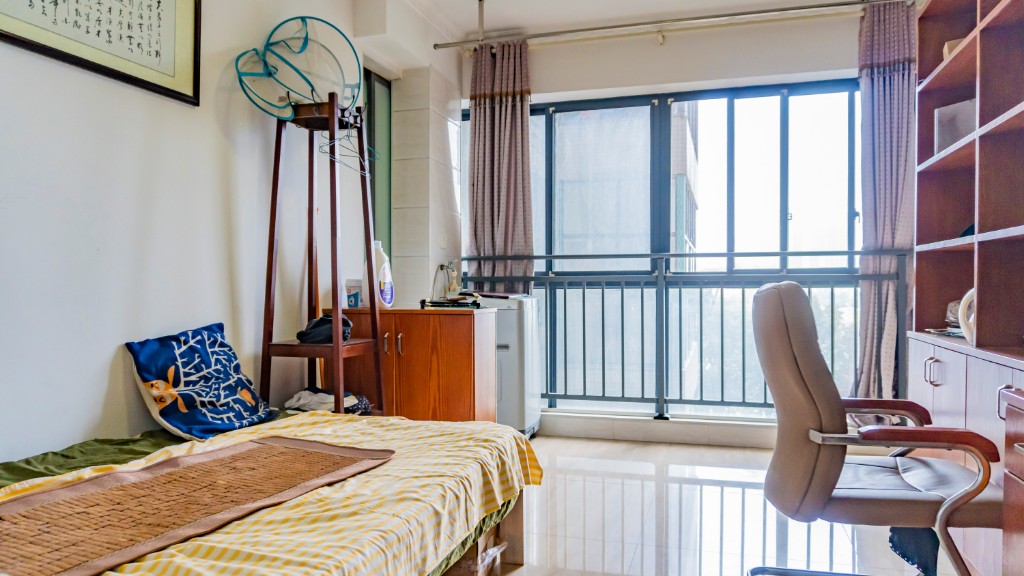 资江明珠 4室2厅2卫 67.80万 资江明珠 4室2厅2卫 67.80万客厅