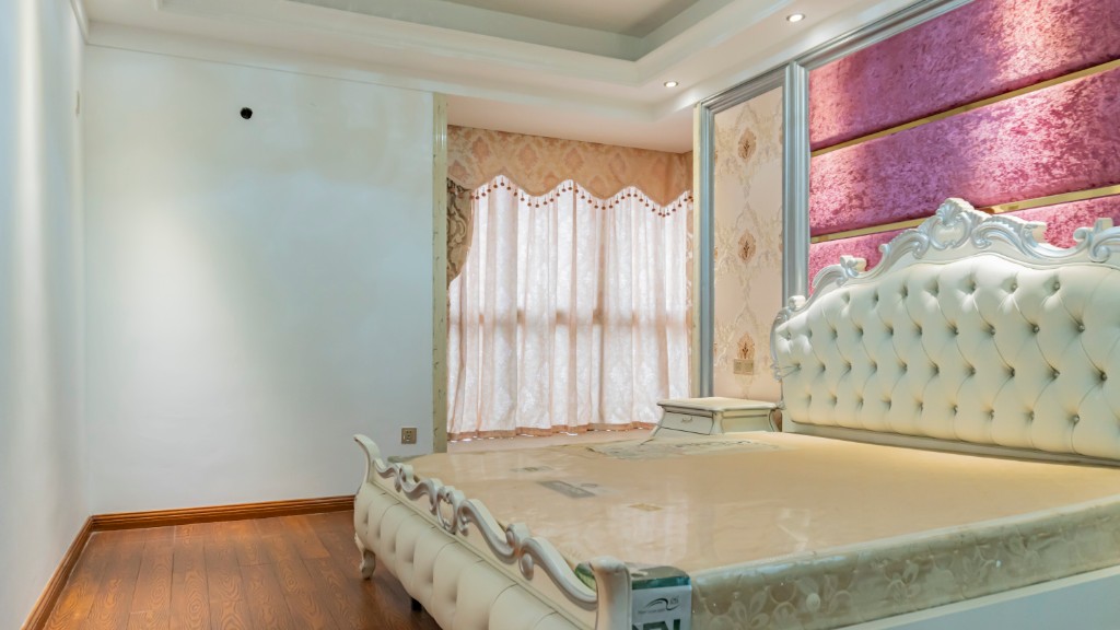 桃花缘  3室2厅2卫    78.8万 桃花缘  3室2厅2卫    78.8万客厅