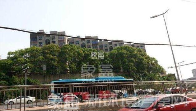 长沙市自来水有限公司金盆岭住宅区二手房有哪些房源推荐，这里的二手房值得购买吗，优缺点有哪些
