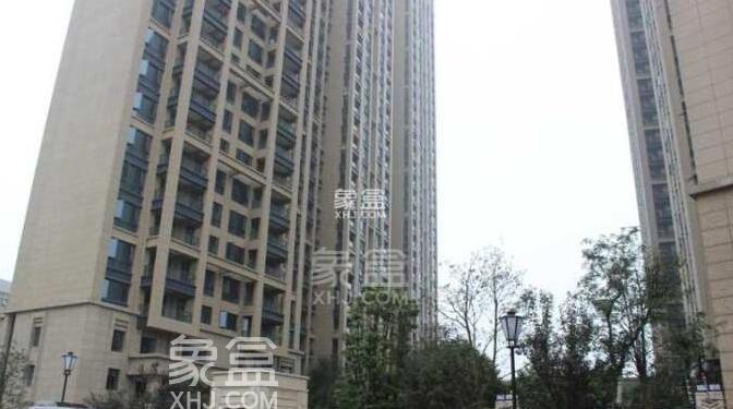 兴汉门二手房  复地崑玉国际一期私藏长沙湘江少有亲水码头，坐拥一线江景
