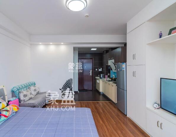 四方坪二手房 美利新世界坐拥浏阳河风光带、月湖公园、红山公园等自然景观