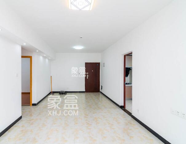 四方坪二手房 美利新世界坐拥浏阳河风光带、月湖公园、红山公园等自然景观