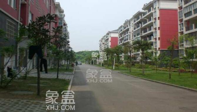 四方坪二手房 万煦园享举足皆庭院 处处画中游的人居环境