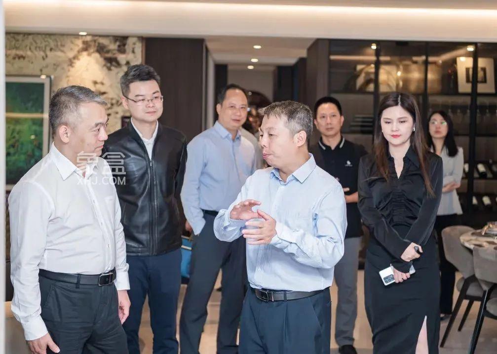 4月3日北海市领导莅临招商蛇口滨江境考察,滨江新城建面187-254㎡大平层热销中! 4月3日北海市领导莅临招商蛇口滨江境考察,滨江新城建面187-254㎡大平层热销中!