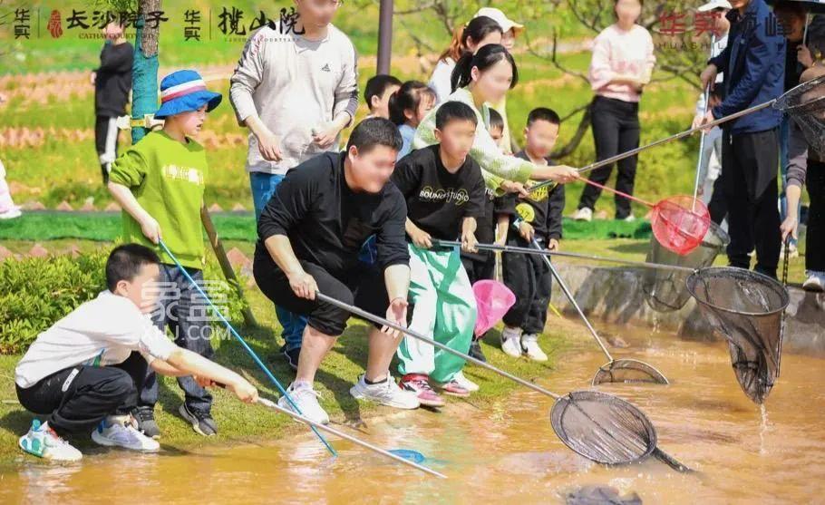 4月16日潯龍河第二屆春耕文化節(jié)落幕，雅禮實驗田漢學校建面97-378㎡現(xiàn)房+準現(xiàn)房熱銷中！