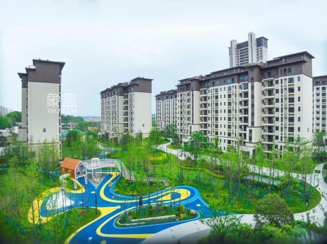 4月28日远洋红星天铂&泰禹小学正式签约，建面105-525㎡高层+洋房热销中！