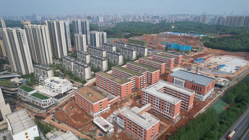 长沙市雅礼实验岭秀学校：为学生终身发展和幸福奠基，长房岭秀时代配建的9年制名校！