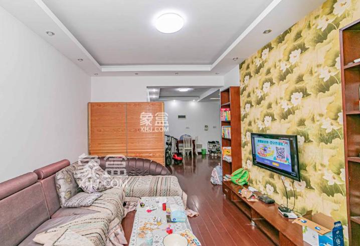 【上新季】5月8日最新房源：梅溪湖片区商业集中区，时尚简约居感好