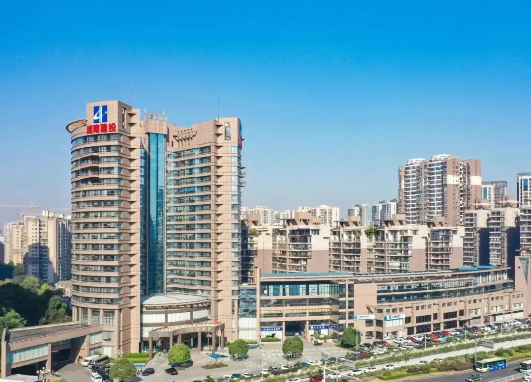 湖南建投：國企擔(dān)當(dāng)筑就建投向江徠、建投御湖印等品質(zhì)豐碑！