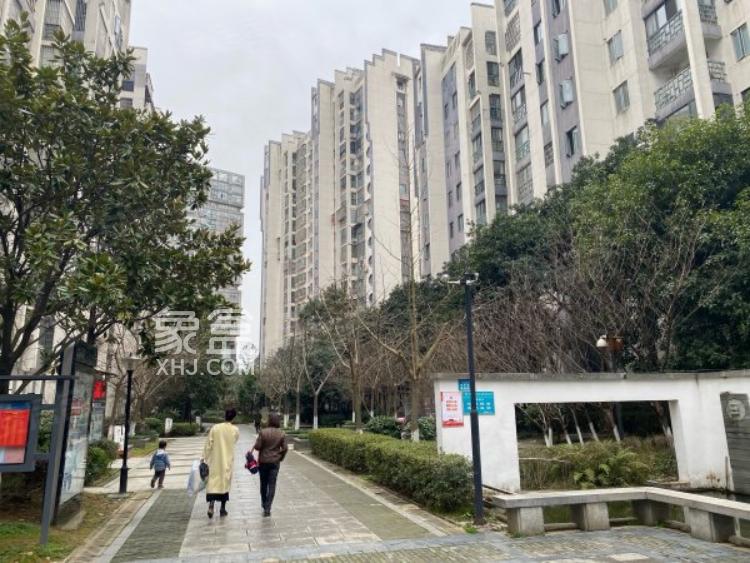 【夏日安家節(jié)】西湖公園旁好房推薦：西子湖畔、西山匯景、龍王港小區(qū)！