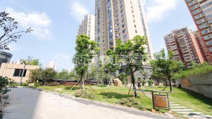 7月17日全新房源：梅溪湖带实验名小正地铁口三室，价格好居感舒适