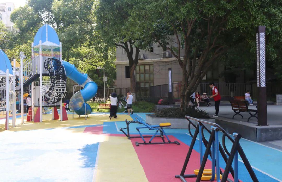 7月26日长沙建设示范项目观摩暨2023年既有小区品质提升工作部署会召开！