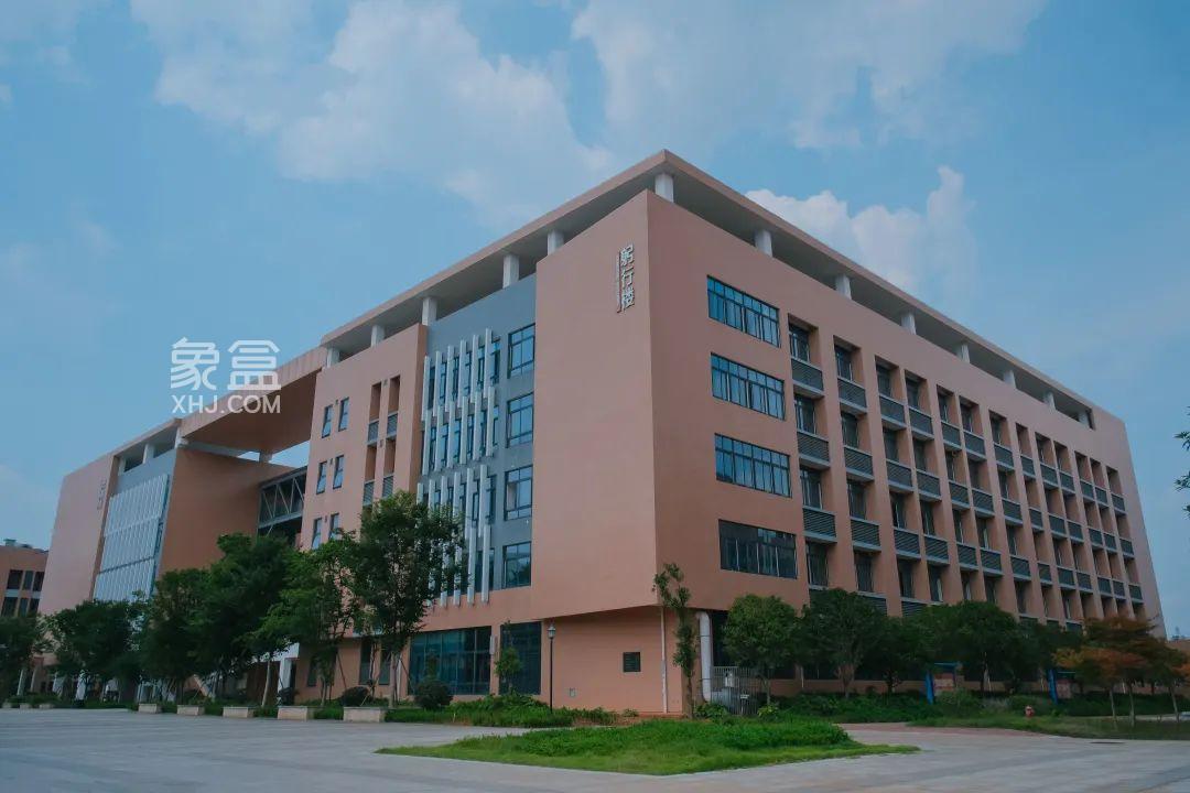 長沙縣昌濟中學：始于2021年，楊昌濟名字命名，公辦高級中學！