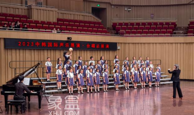 8月18日楓樹山小學(xué)榮獲“中韓國(guó)際音樂集·中韓國(guó)際聲樂展演”中小學(xué)生組銀獎(jiǎng)！