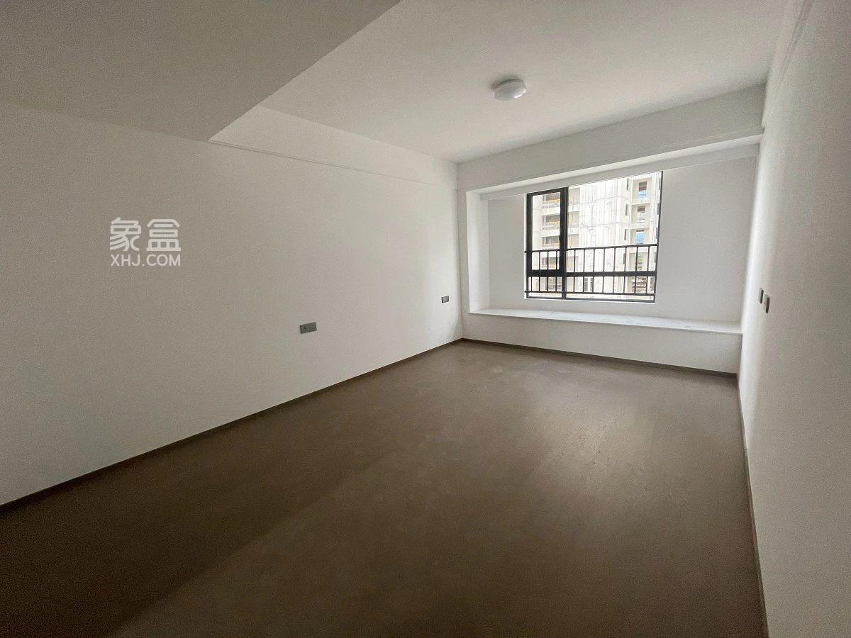 9月2日百世云境7栋实景样板房盛大开放，建面100-142㎡金九置业季钜惠！