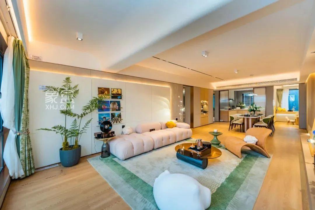 越秀栖山悦府荣获2023缪斯铂金奖，市府北谷山建面126-195㎡洋房热销中！