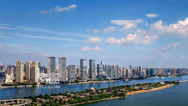 9月6日長沙市開福區(qū)蟬聯(lián)“中國樓宇經濟標桿城區(qū)30強”！