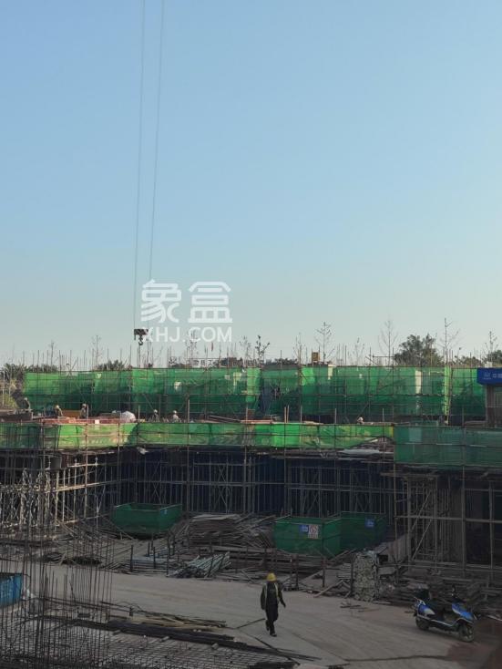 中梁正荣府10月家书，阳高小学建面107-148㎡9字头热销中！