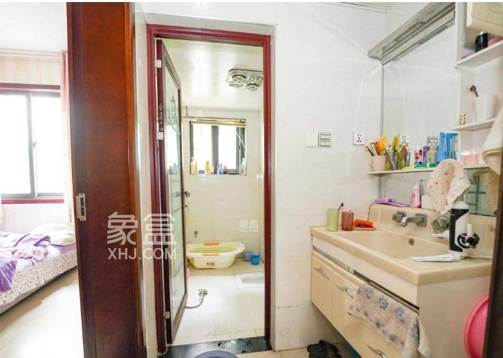 奥特莱斯商圈长沙租房精选：山水嘉园环境佳，公园环绕，商业圈正在发展成熟