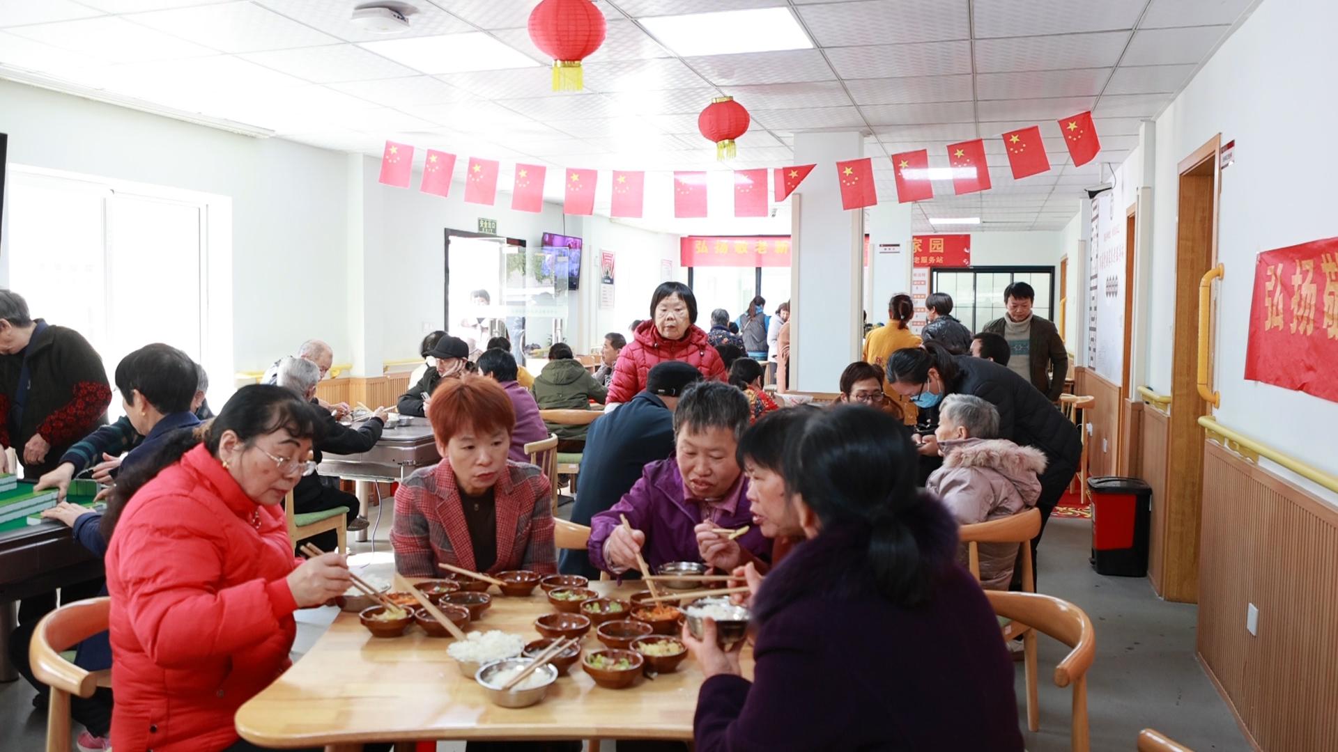 11月17日长沙麓谷桔洲新苑共享食堂开业，家门口的幸福“食”光