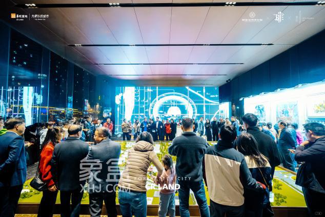 11月25日长沙瑞府美学示范区暨湘绣艺术文化展绽放，已取证即将首开！