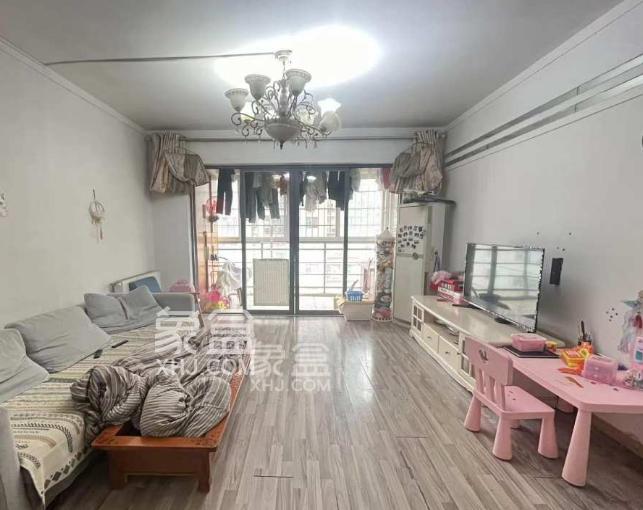 马王堆商圈长沙租房推荐：银港水晶城依靠商圈，风景悠然居感舒适